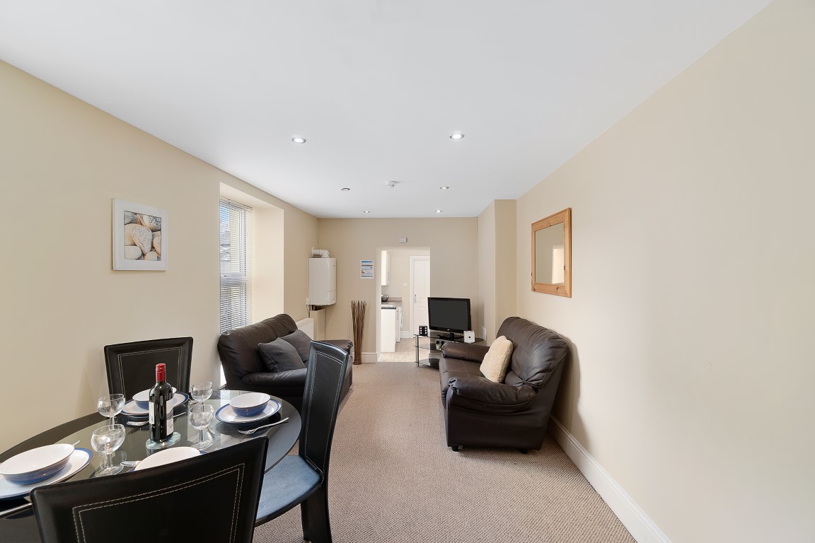 3 Bedroom Student Flat, The Hoe. Virtual Tour