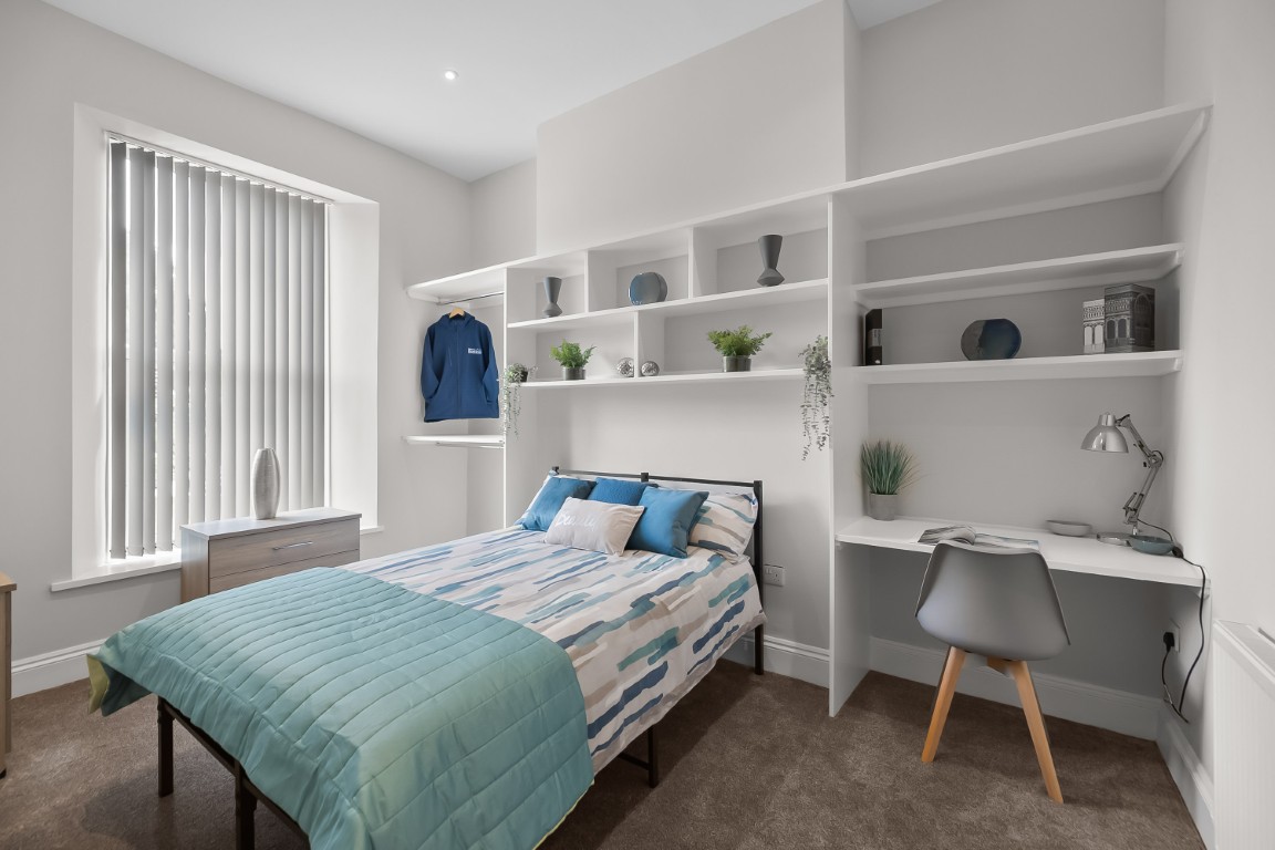 142 North Road East Plymouth (37)